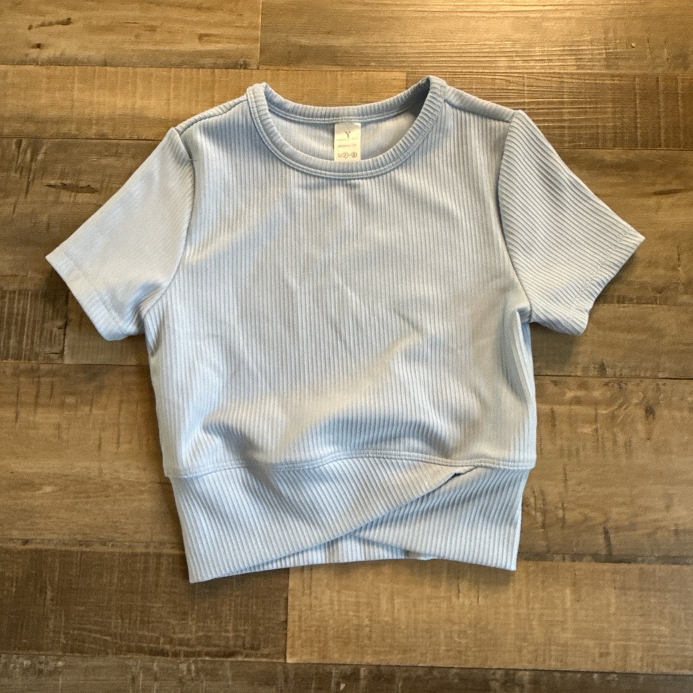 Yogalicious Ribbed Short Sleeved Crossover Cropped Top Light Blue Sz S